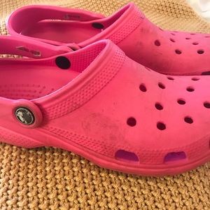 Pink crocs